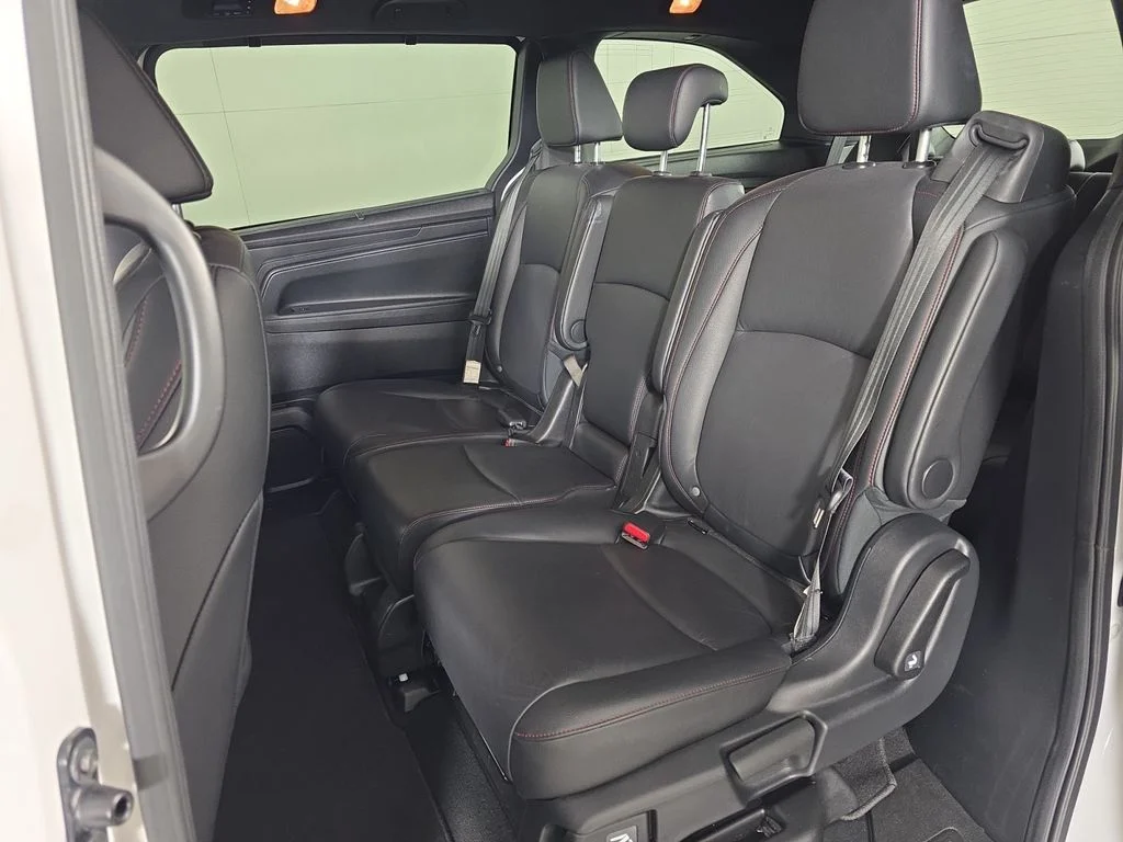 2025 Honda Odyssey Sport L - Photo 18