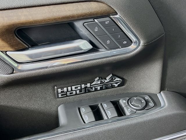 2025 Chevrolet Silverado 1500 High Country - Photo 9