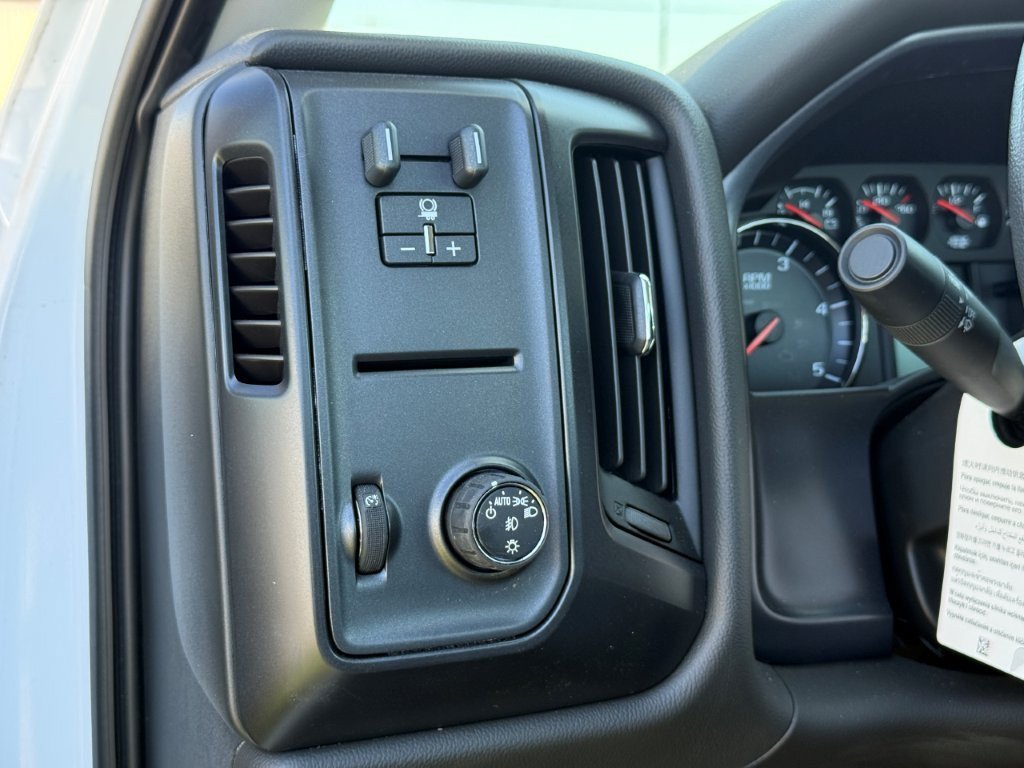 New 2024 Summit White Chevrolet Work Truck image 13