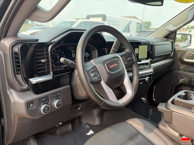 2024 GMC Sierra 1500 SLT - Photo 20