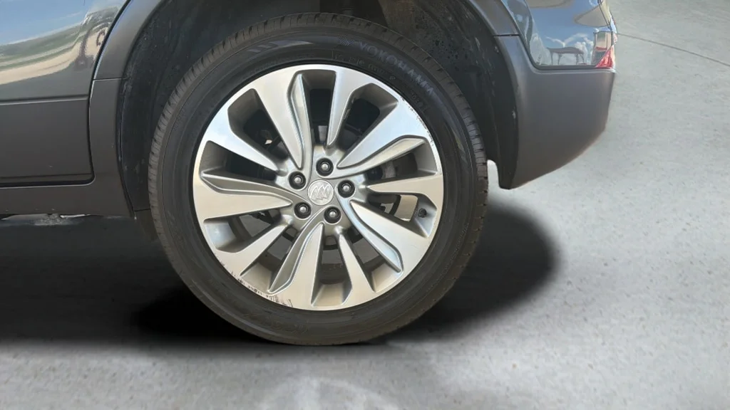 Used 2018 Graphite Gray Buick Preferred image 15