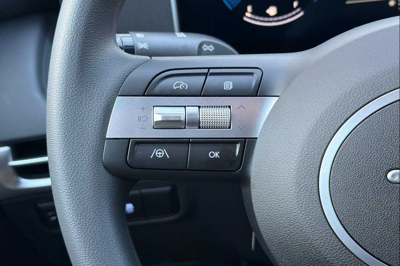 New 2026 White Hyundai SEL AWD image 29