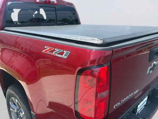 Used 2017 Red Chevrolet Z71 image 32