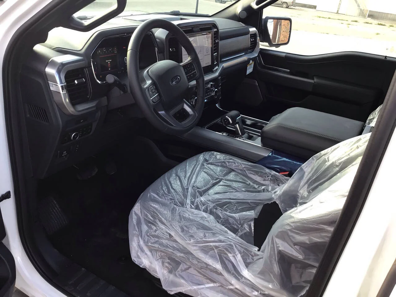 New 2026 Star White Metallic Tri-Coat Ford Lariat® image 8