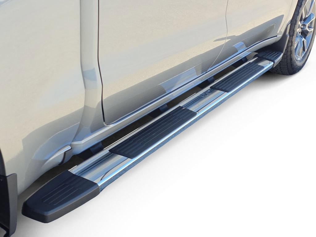 New 2026 Sterling Gray Metallic Chevrolet LT image 17