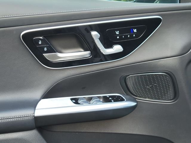 Used 2023 Silver Mercedes-Benz GLC 300 image 18