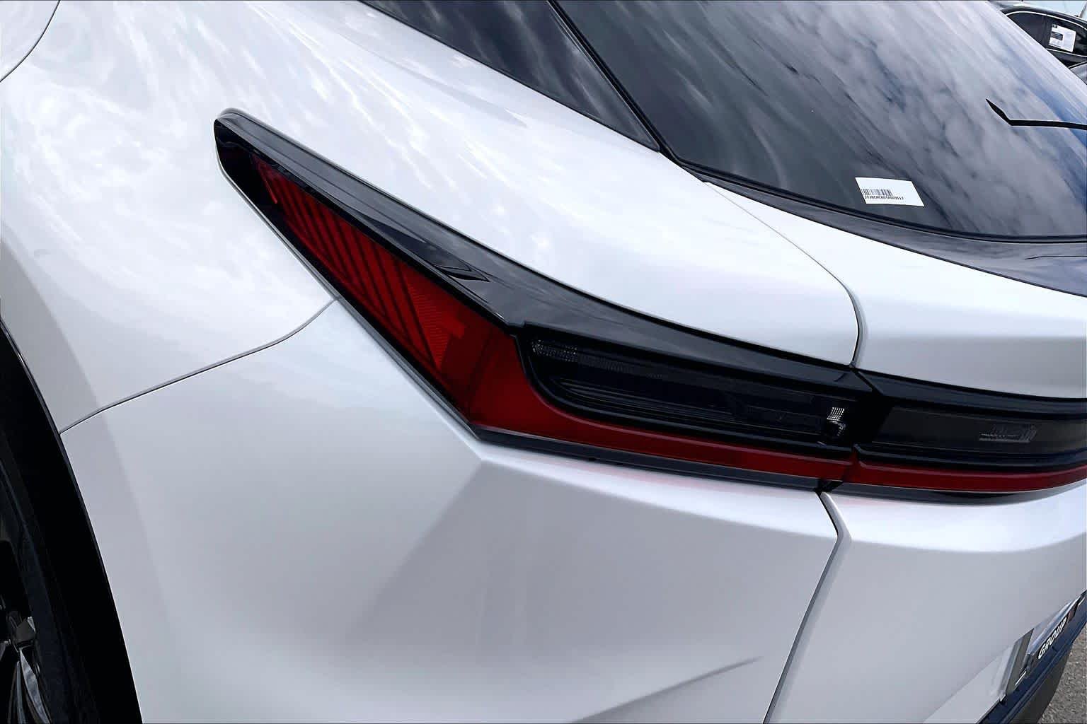 New 2026 Oxygen White Lexus Premium image 14