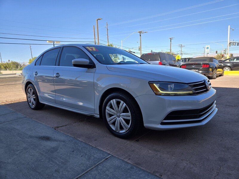 2017 Volkswagen Jetta 1.4T S photo 4