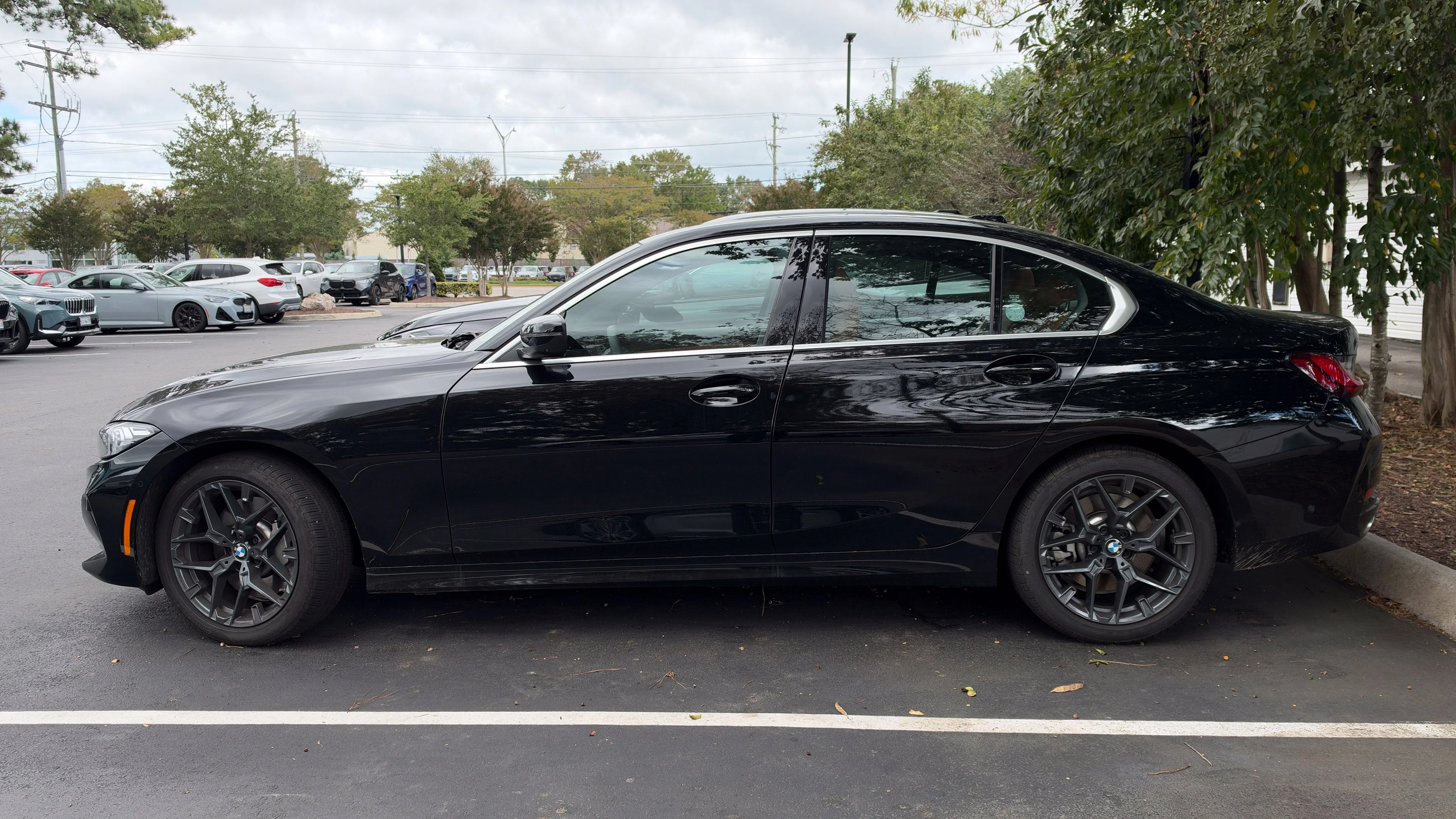 Used 2026 Jet Black BMW 330i image 9
