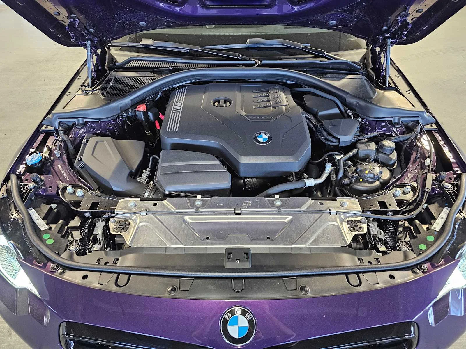 New 2026 Thundernight Metallic BMW xDrive image 8