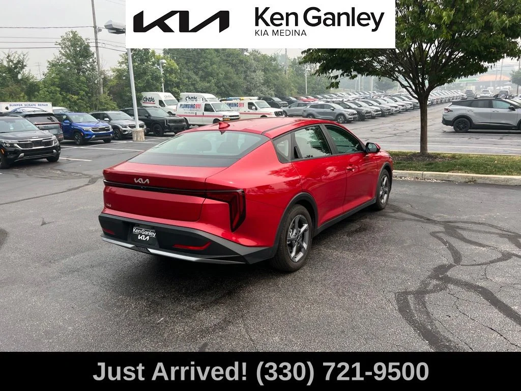 Certified Used 2025 Red Kia LXS image 5