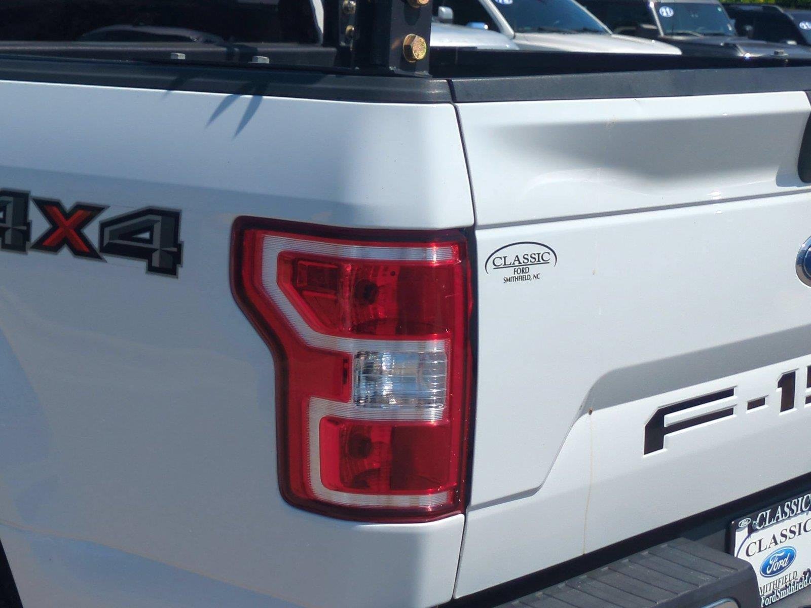 Used 2019 Oxford White Ford XLT image 12