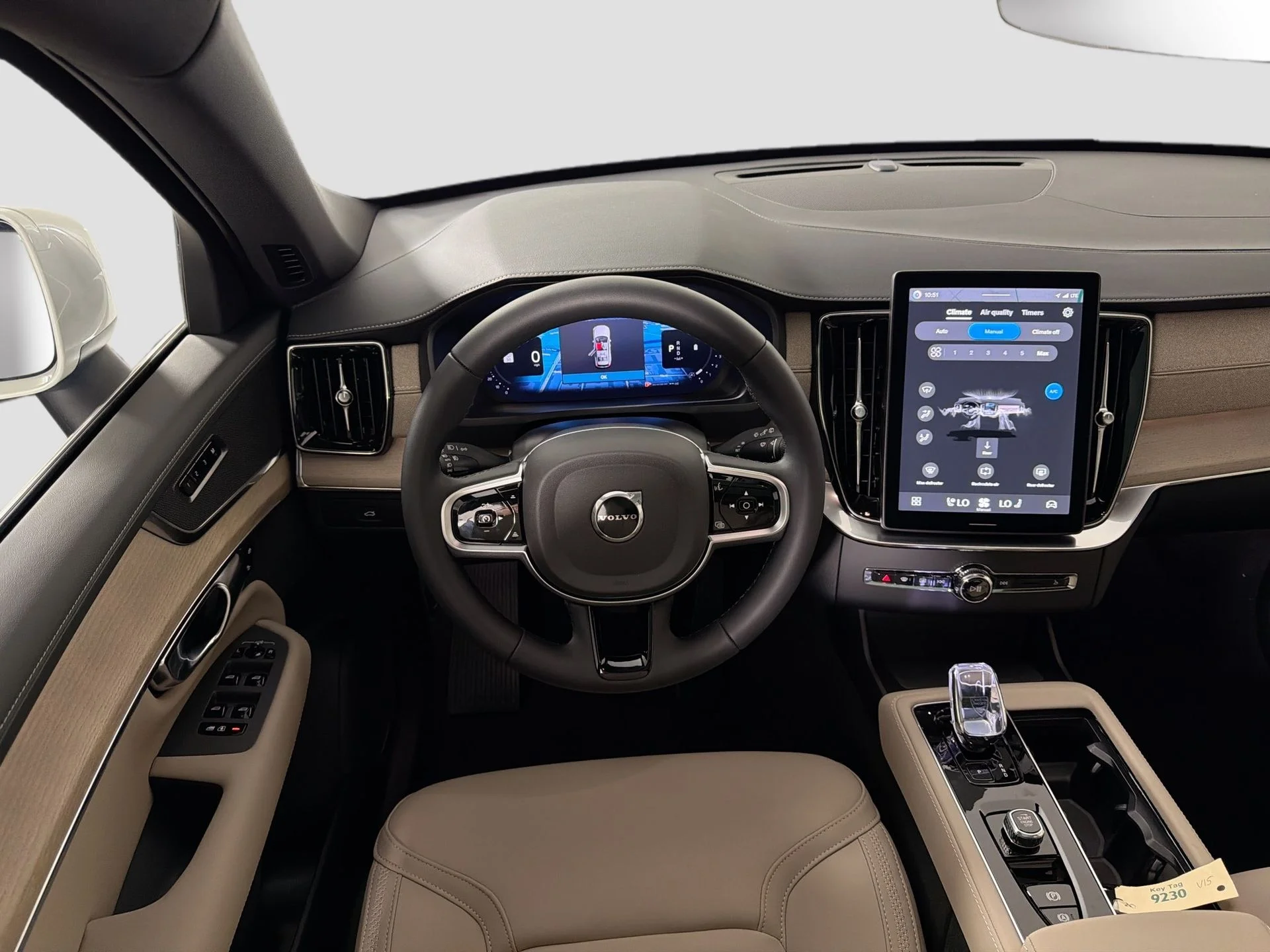 New 2026 Crystal White Volvo Plus image 22