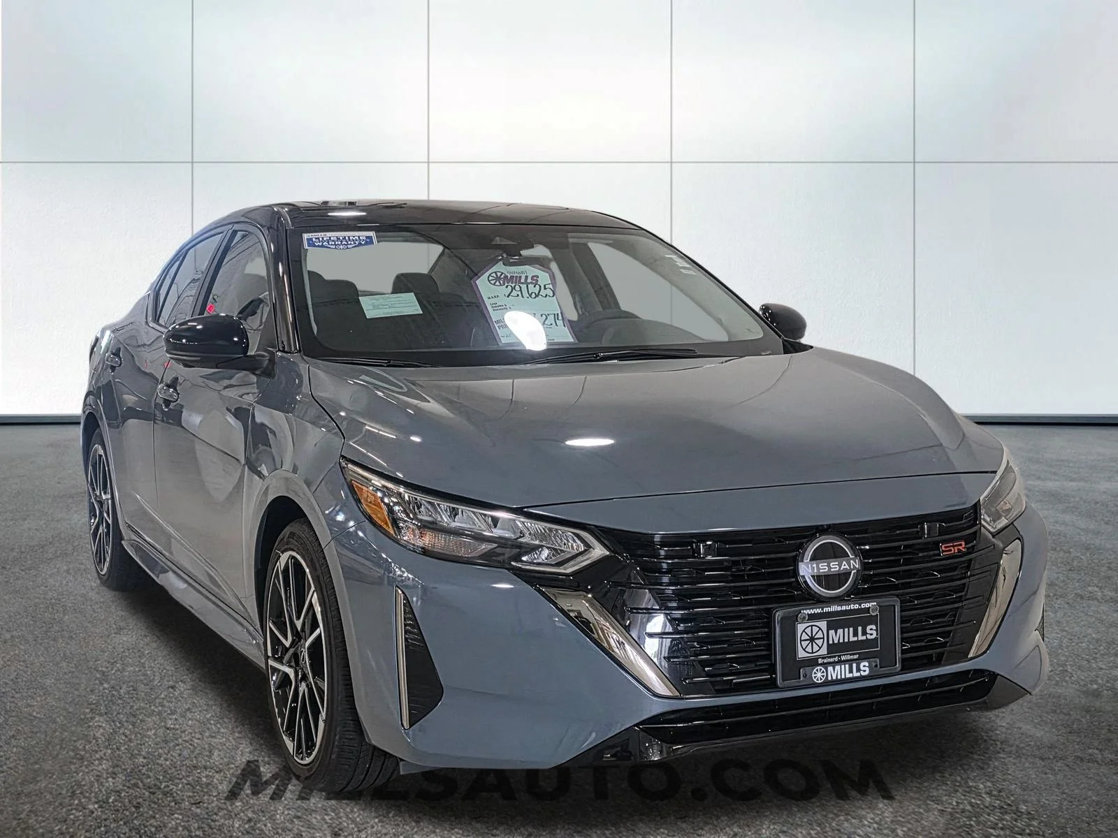 2025 Nissan Sentra SR - Photo 11