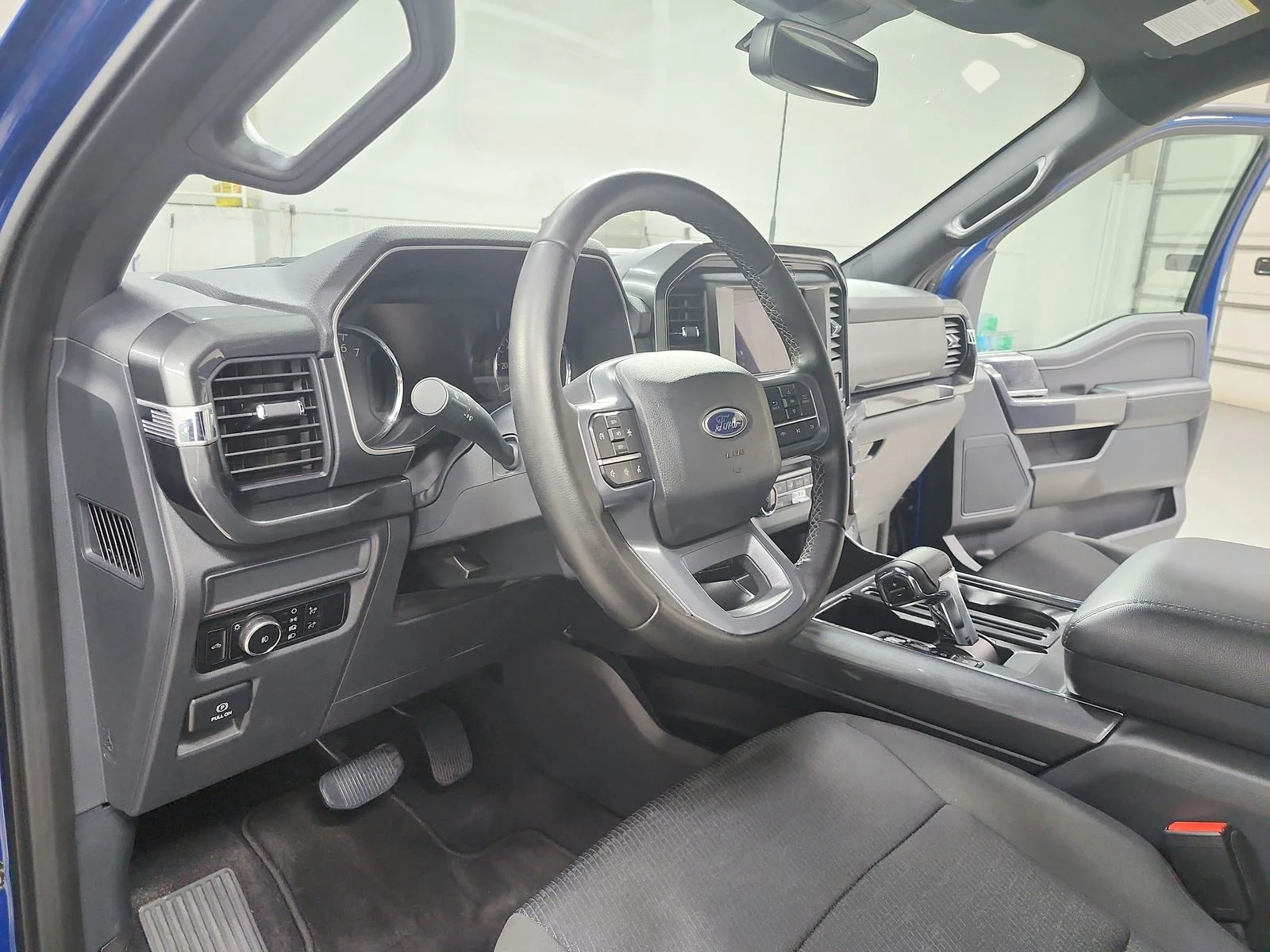 Used 2023  Ford XLT image 19