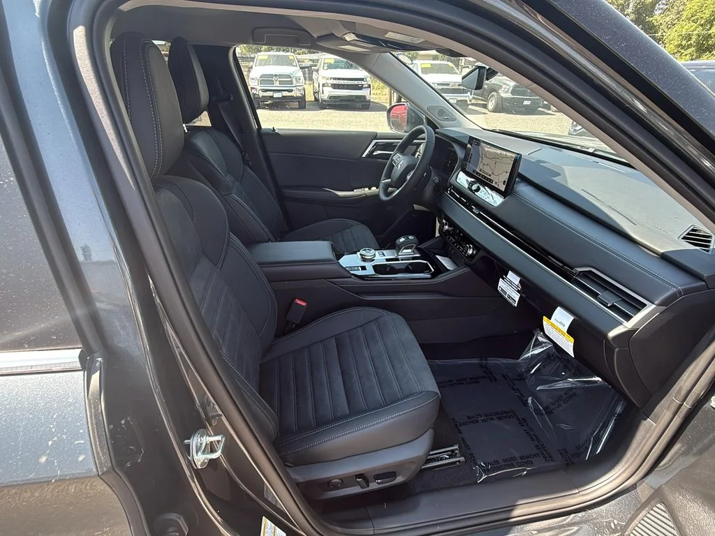 New 2026 Graphite Gray Mitsubishi SE S-AWC image 21