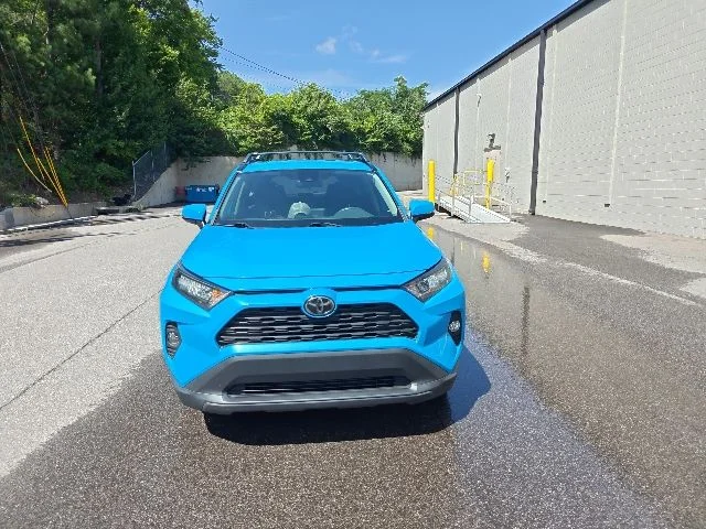Used 2021 Blue Toyota LE image 7