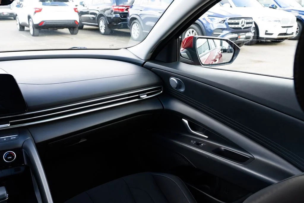 Used 2024 Red Hyundai SEL image 10