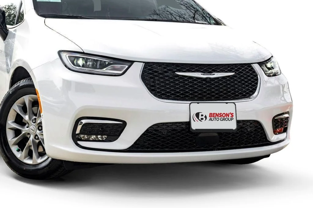 New 2026 White Chrysler Limited image 3