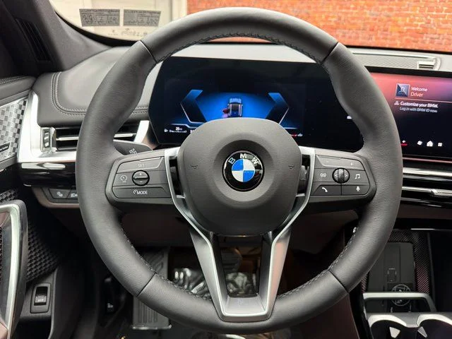 2025 BMW X1 28i - Photo 14