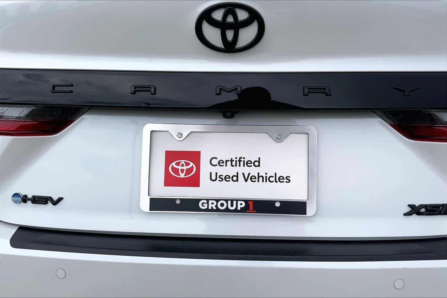 Used 2026 Wind Chill Pearl Toyota XSE image 10