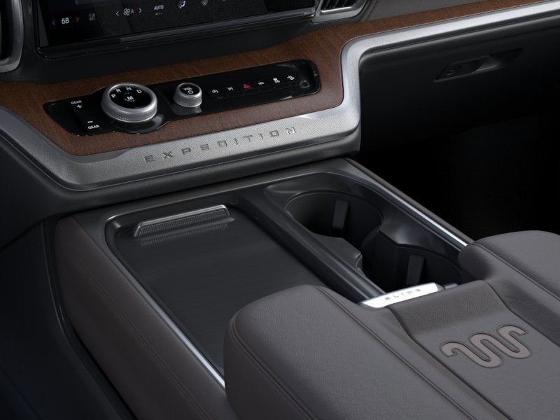 New 2026 Agate Black Metallic Ford King Ranch® image 16