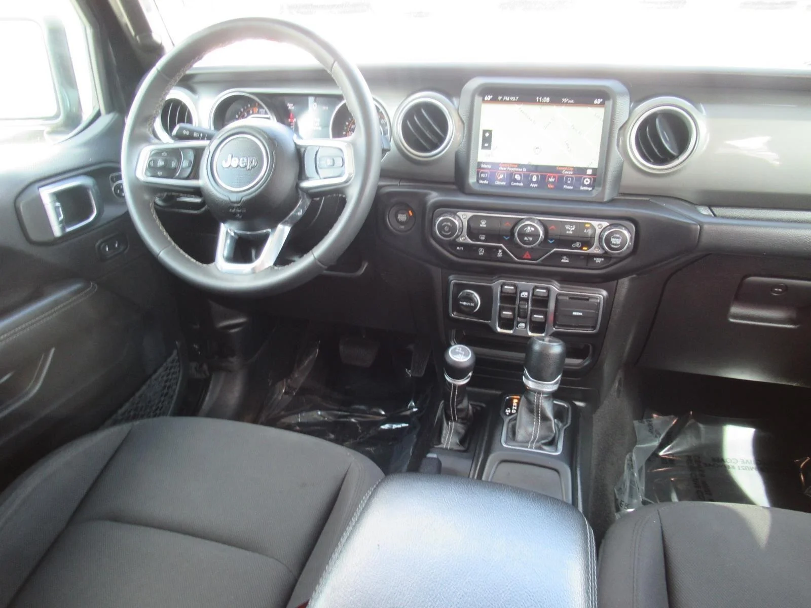 2023 Jeep Gladiator Overland - Photo 14