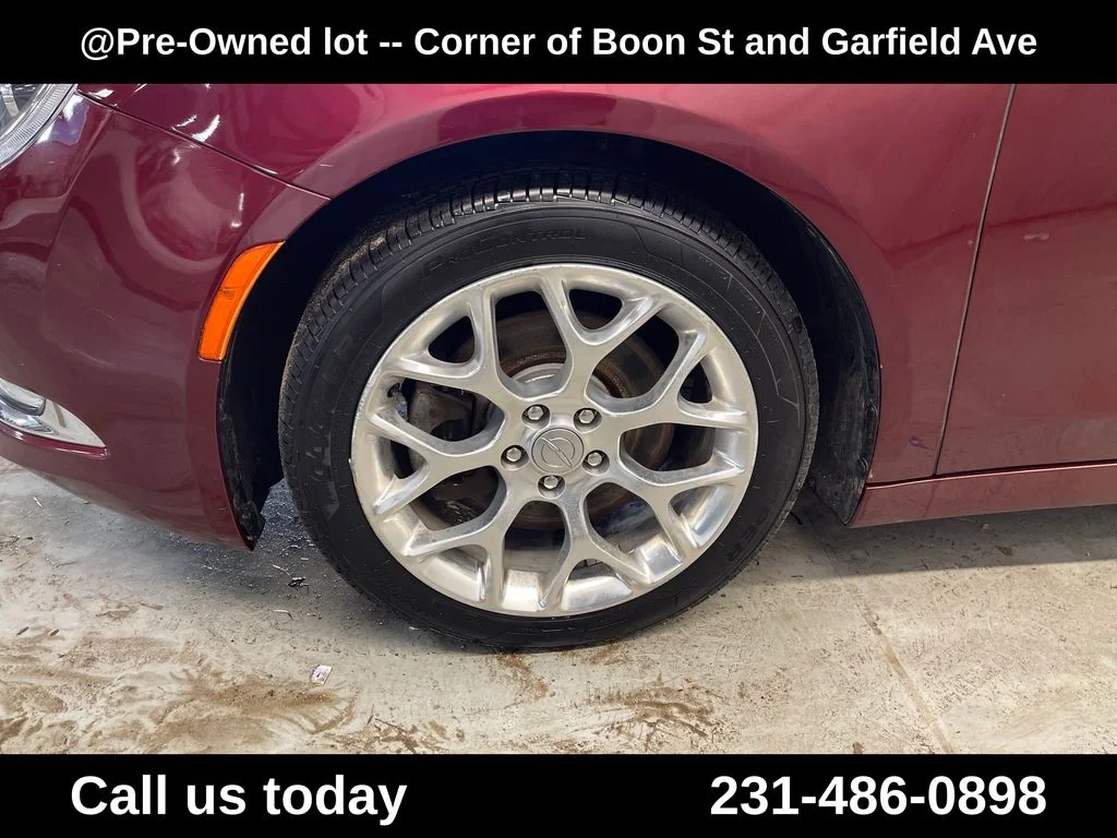 Used 2015 Red Chrysler C image 11