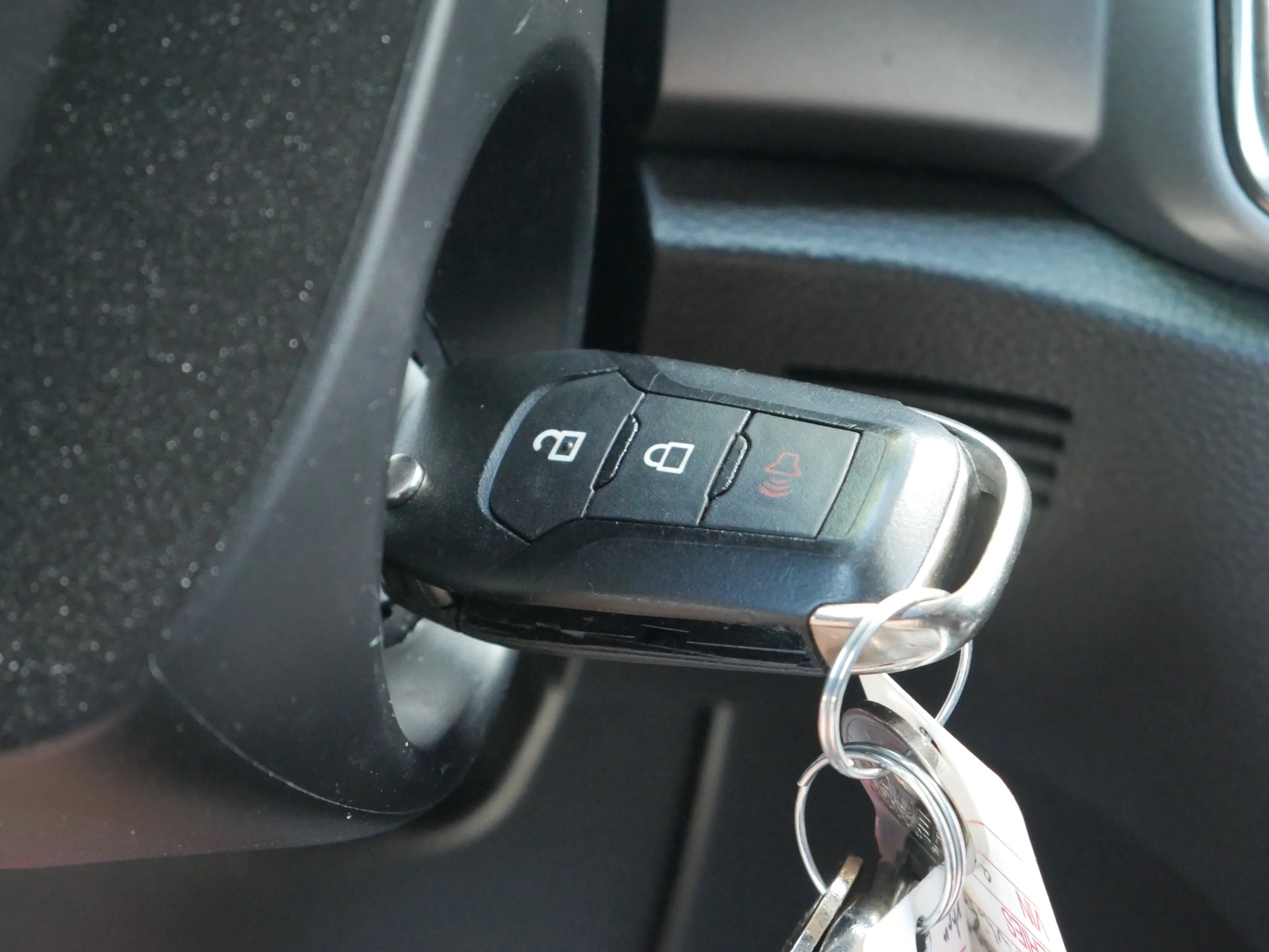Used 2019 Oxford White Ford XLT image 8