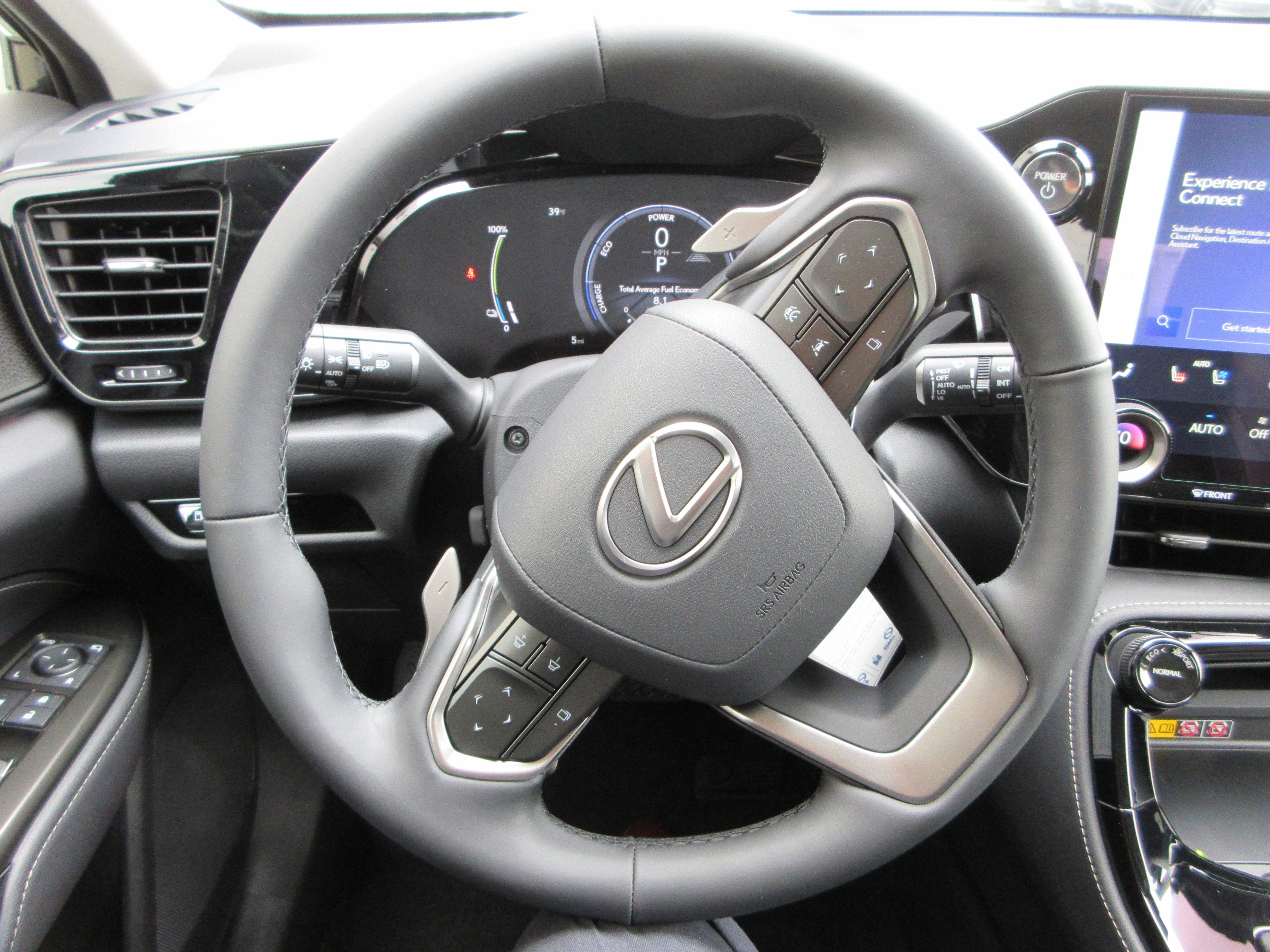2026 Lexus NX 450h+ Luxury - Photo 33