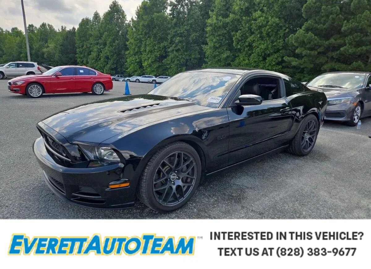 Used 2013 Black Ford GT Premium image 1