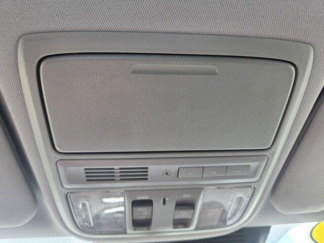 Used 2021 Platinum White Pearl Honda Touring image 19