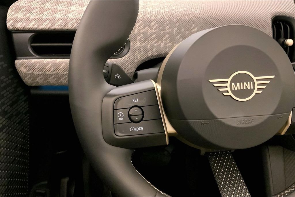 2026 MINI Convertible S - Photo 18