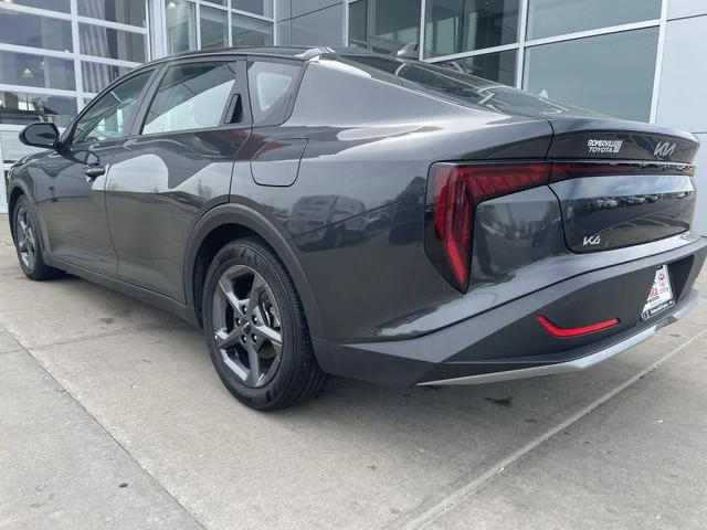 2025 Kia K4 LXS - Photo 31