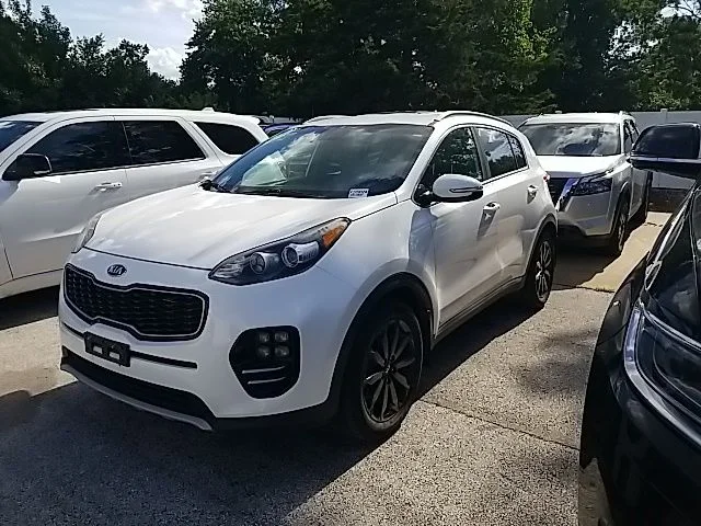 Used 2018 White Kia EX image 14