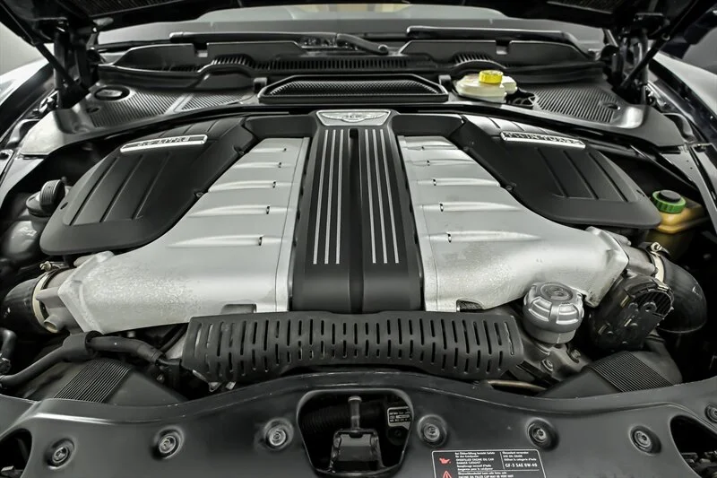 Used 2012 Blue Crystal Metallic Bentley GT image 12