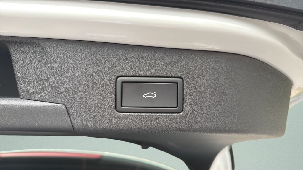 New 2026 Opal White Pearl Volkswagen Pro S image 26