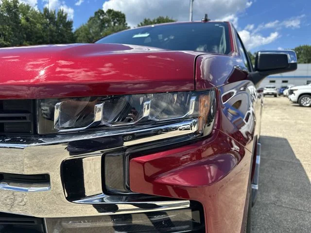 Used 2019 Red Chevrolet LT image 48