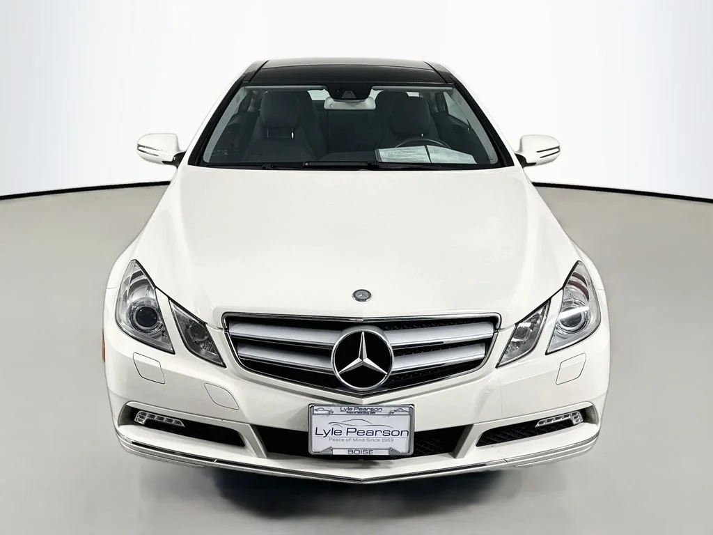Used 2010  Mercedes-Benz E 350 image 6