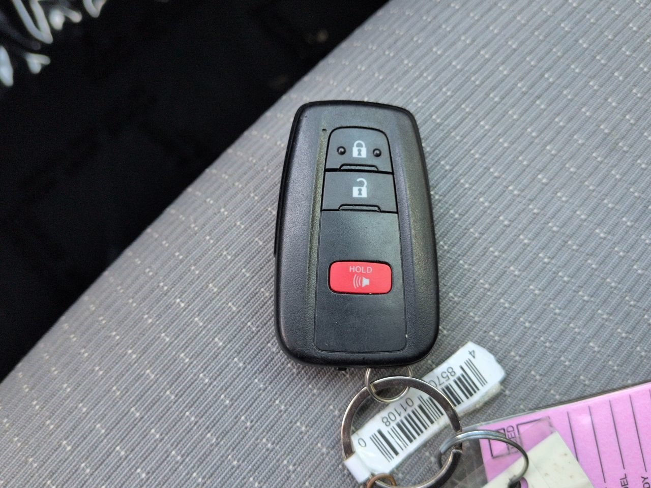Used 2019 Magnetic Gray Metallic Toyota XLE image 31