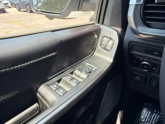 New 2026 Star White Metallic Tri-Coat Ford Platinum® image 28