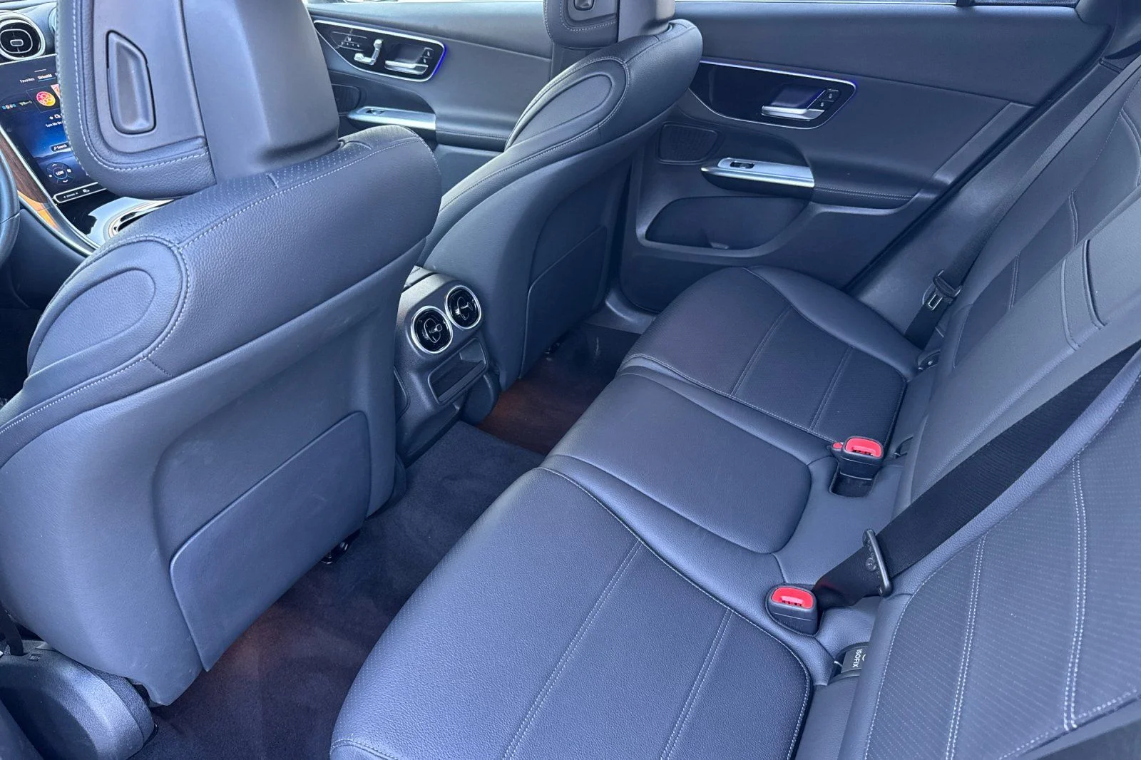 Certified Used 2025 Black Mercedes-Benz GLC 300 image 13