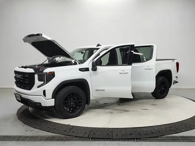 Used 2024 Summit White GMC Elevation image 11