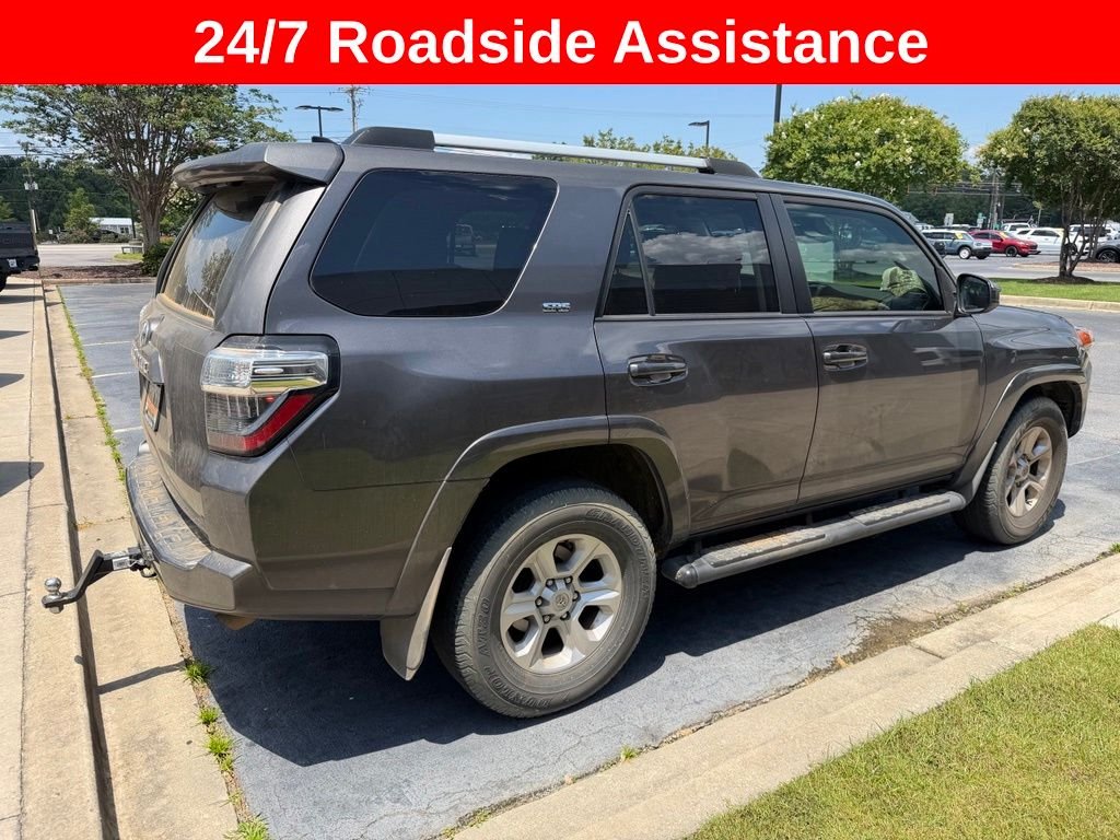 Used 2022 Gray Toyota SR5 image 5