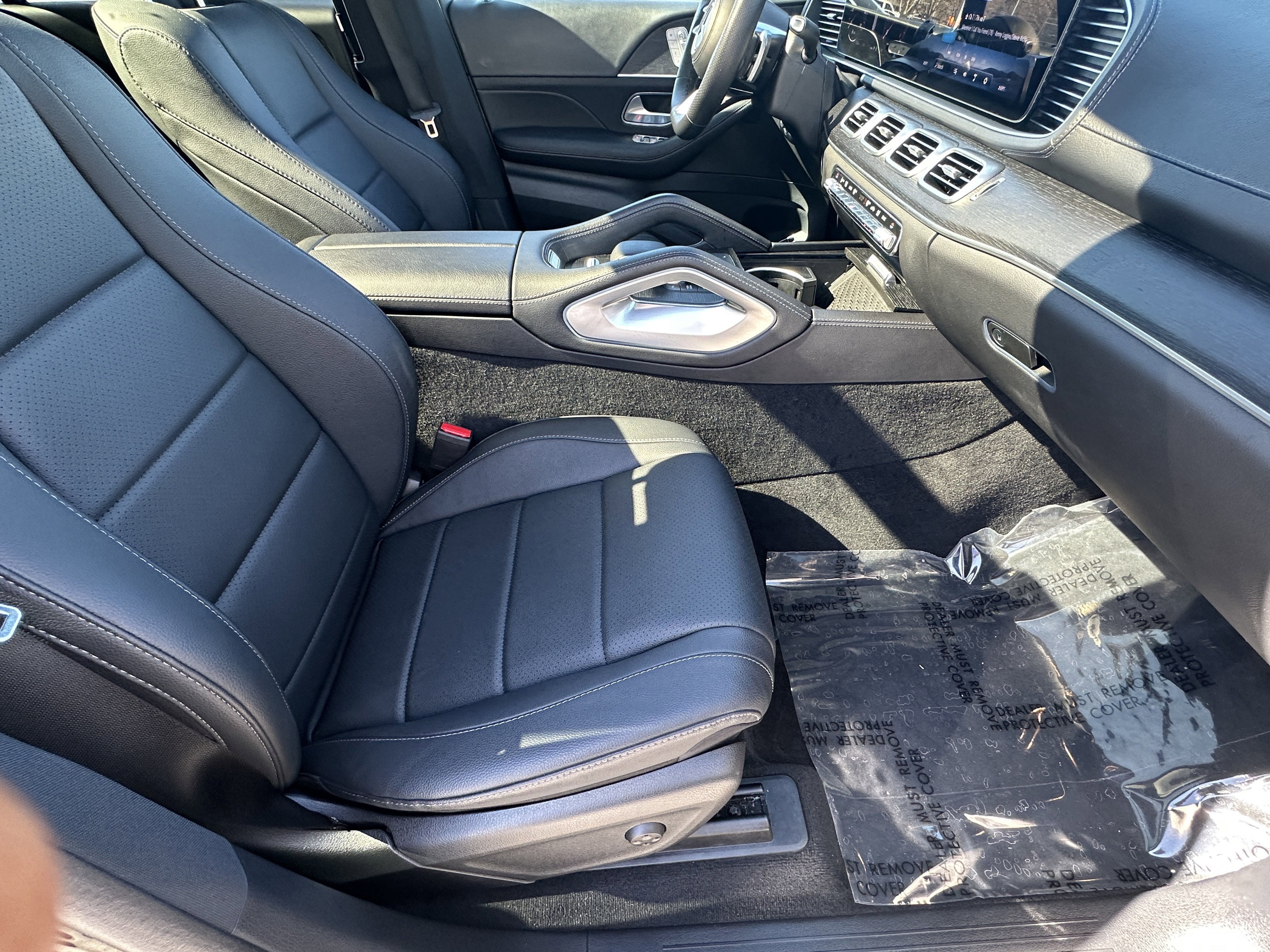 Certified Used 2025 Black Mercedes-Benz GLS 450 image 15