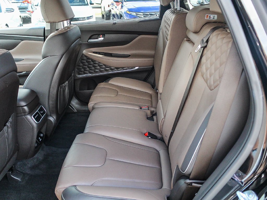 Used 2023 Black Hyundai Limited image 21