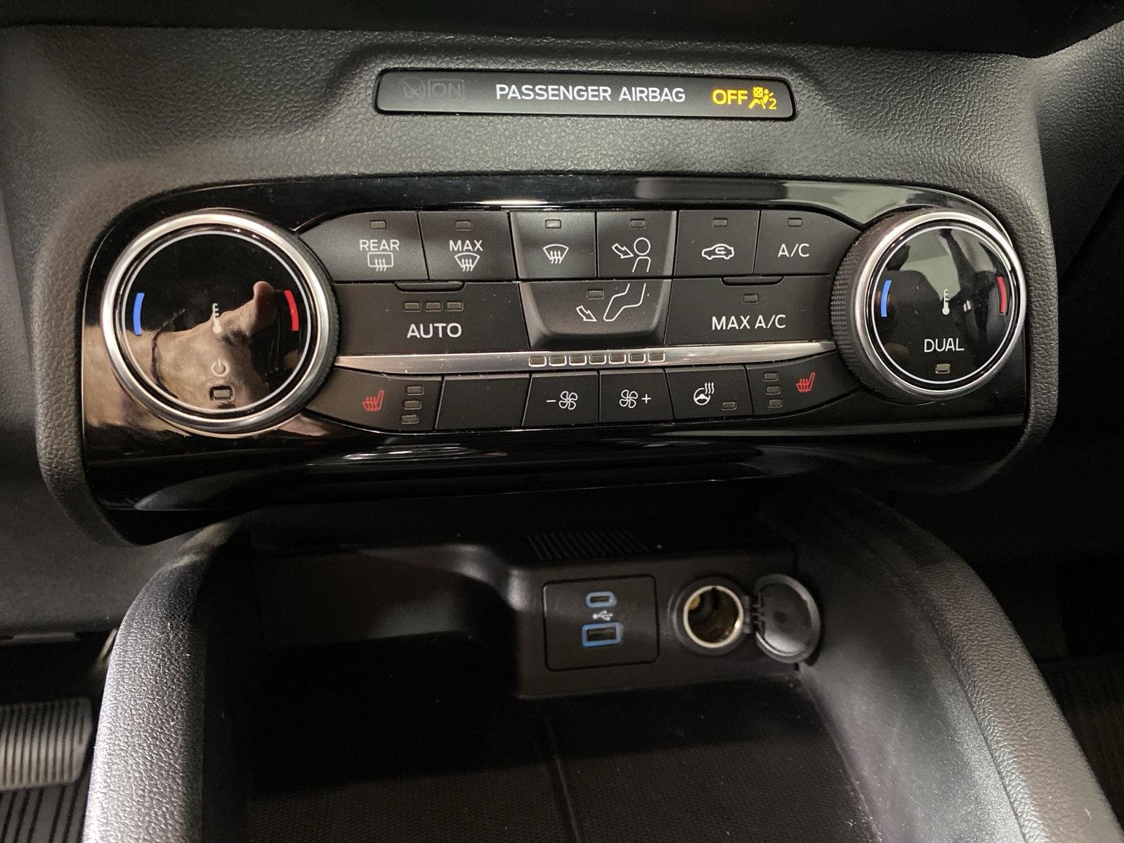 Used 2022 Carbonized Gray Ford SE image 30