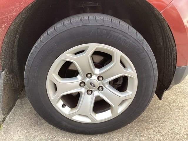Used 2014  Ford SEL image 7