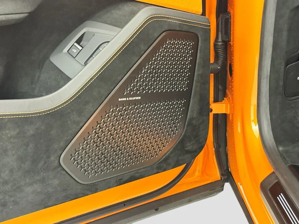 Used 2023 Arancio Borealis Metallic Lamborghini Performante image 19