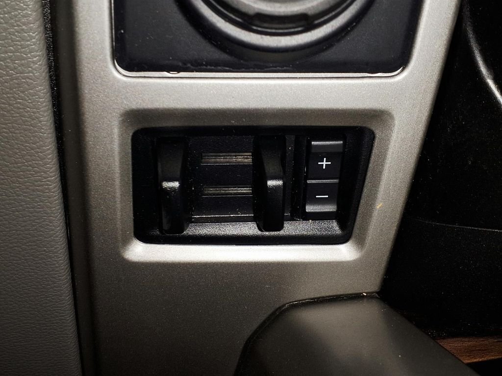 Used 2019 Red Ford Lariat image 23